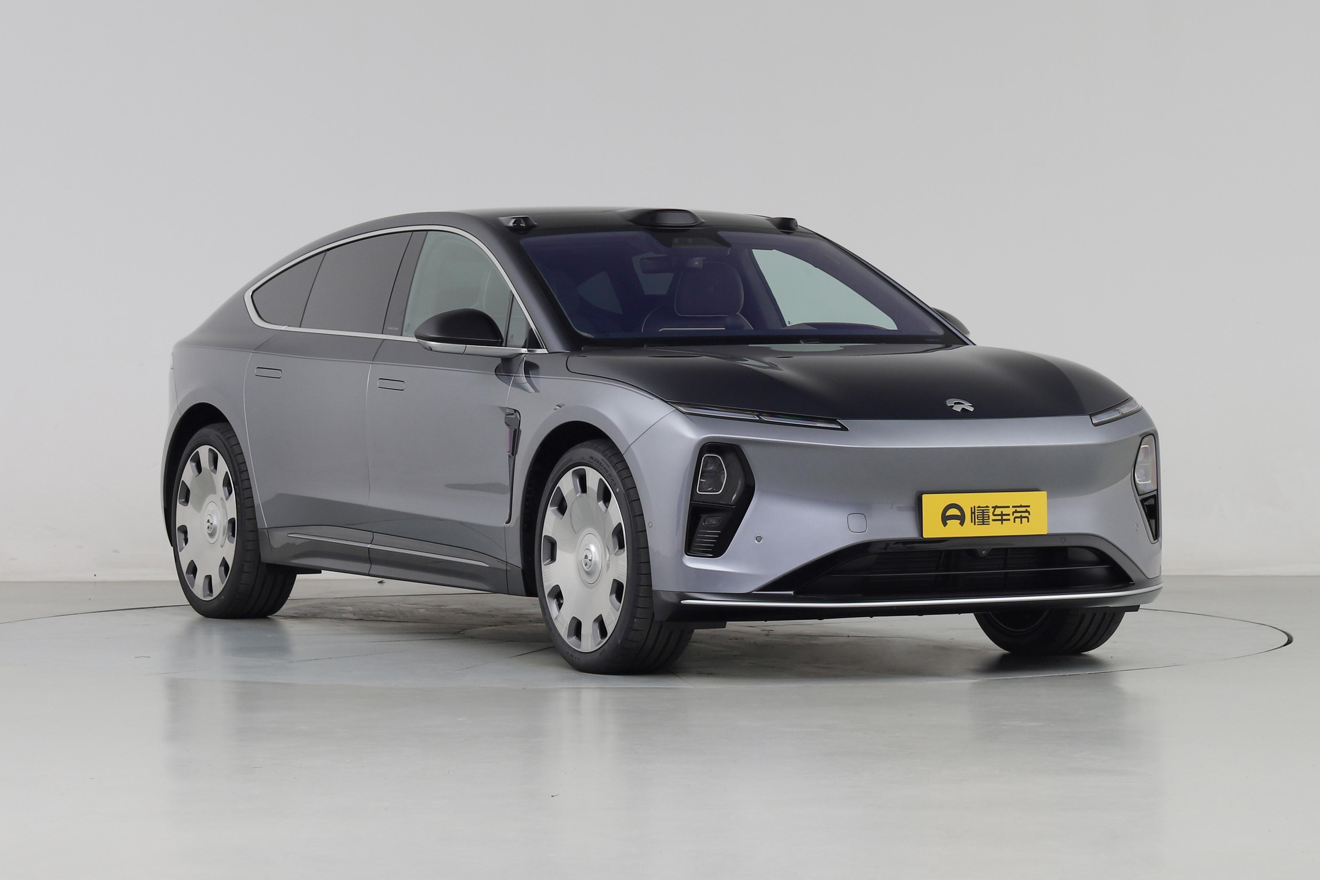 挑战BBA！长5.3米+4座，配线控转向、后轮转向和全主动悬架