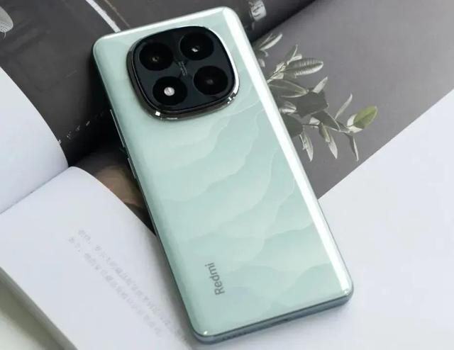 2025 小米手機終極清單！10 款神機款款封神，從 6499 到千元檔