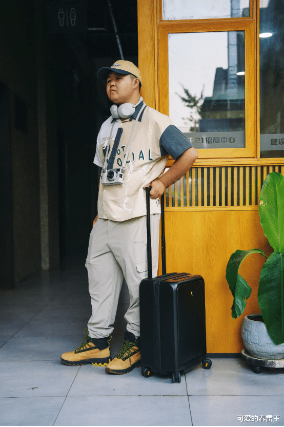 出差党的终极神器！地平线8号20寸登机箱拆解：这些细节让差旅效率翻倍