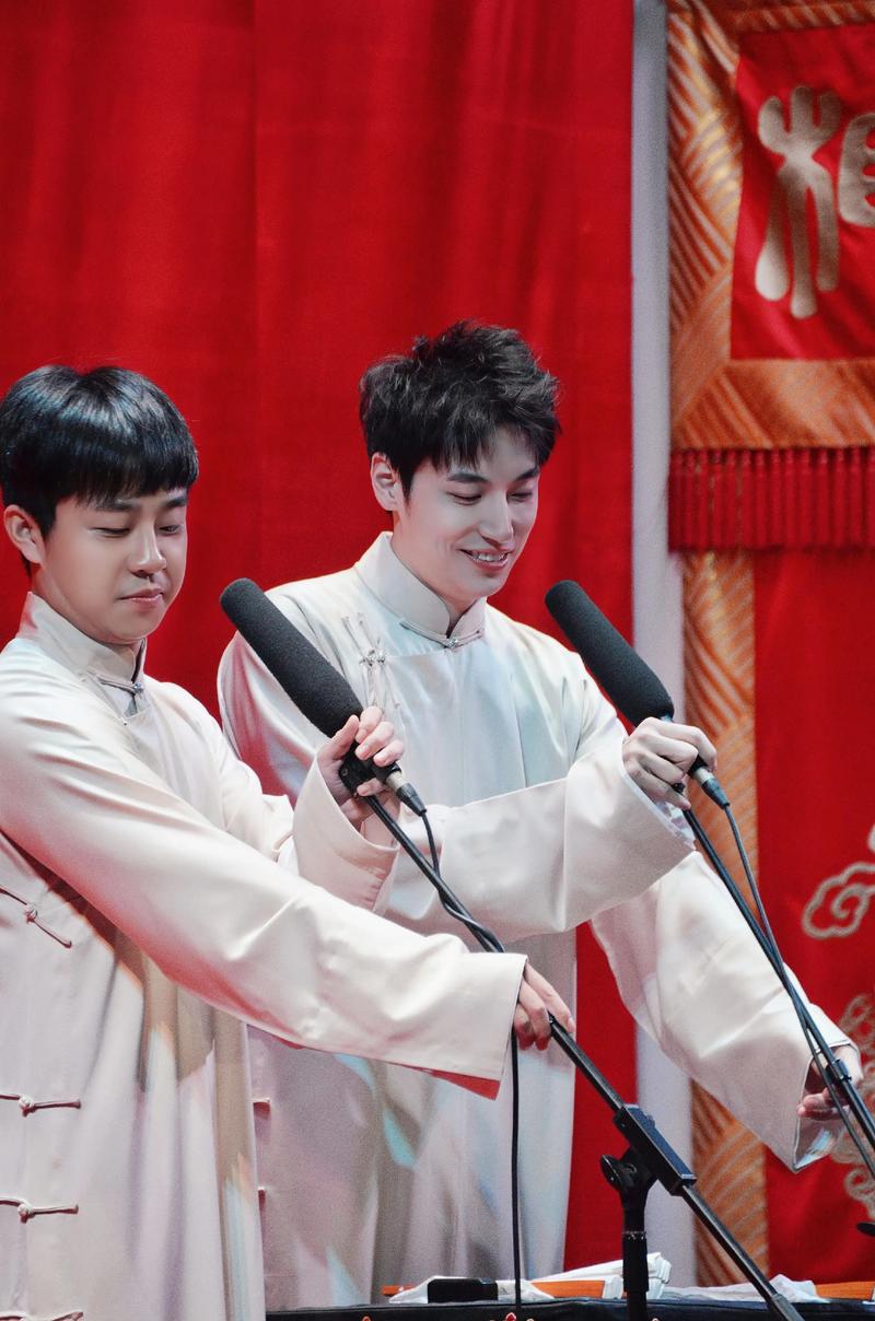 《艺高人胆小》遭禁，5年老粉反水举报，德云社里外不是人？