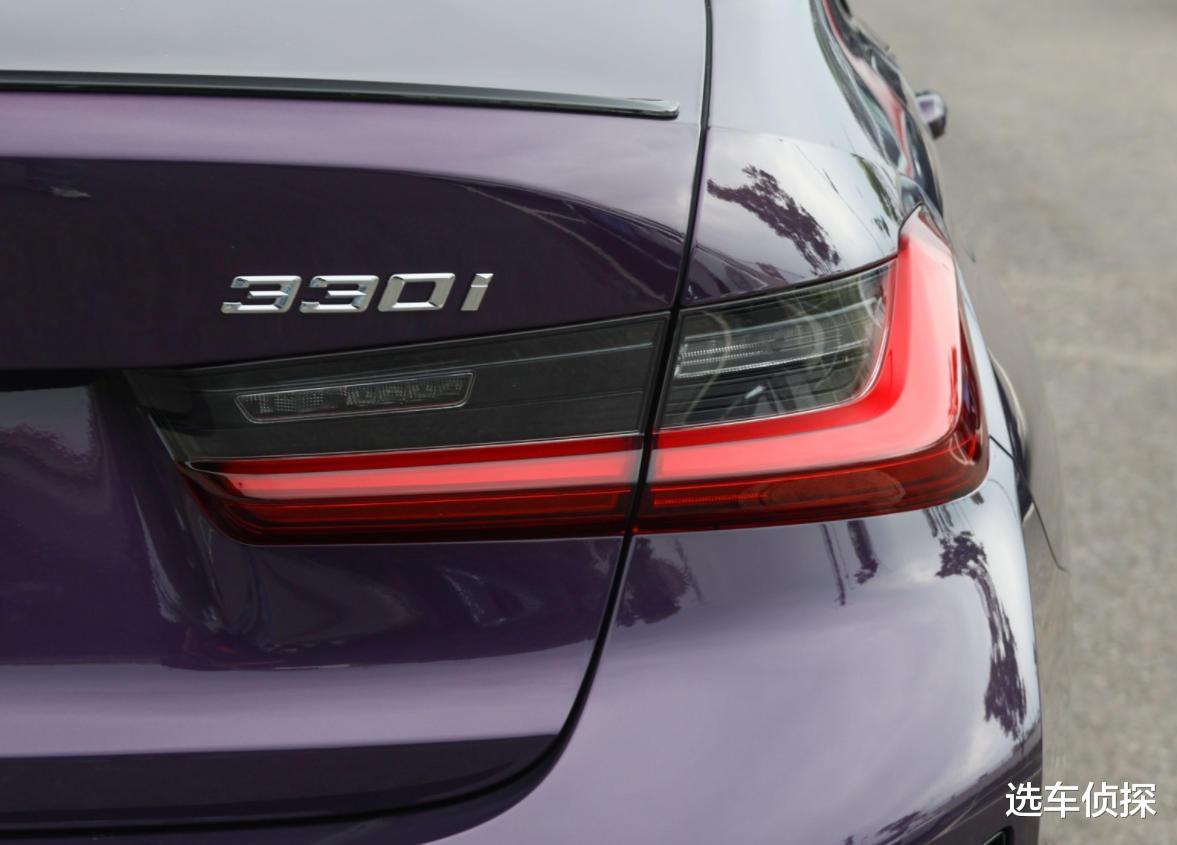 宝马M340i对比330i,6缸取代4缸,价格翻倍
