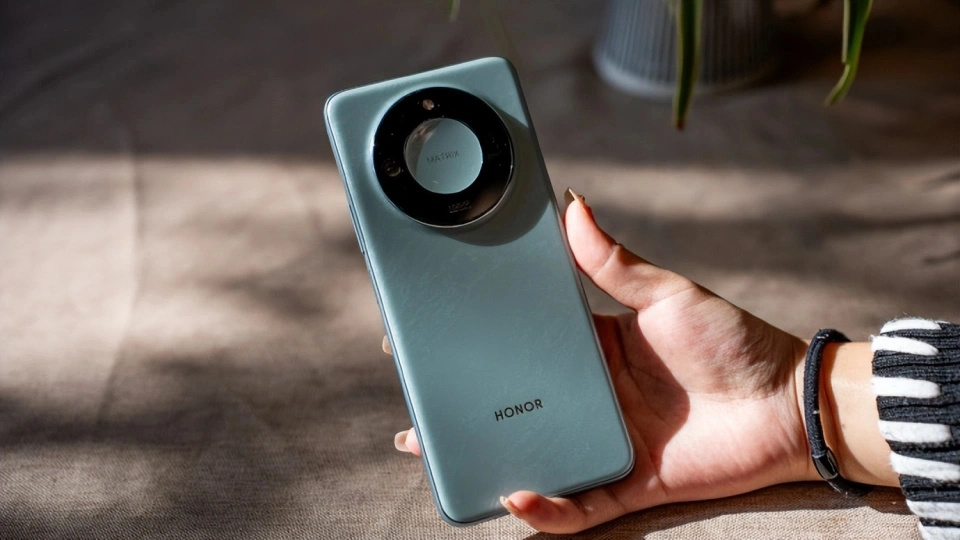 榮耀開啟“降價模式”，12GB+256GB跌至1267元，十面抗摔防水耐磨