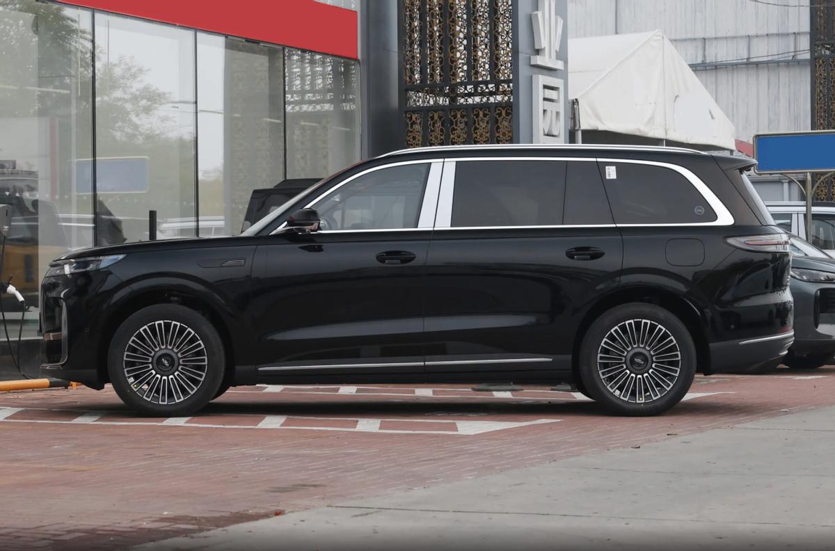 终于来了,奇瑞风云T11上市,大型SUV,优惠后17.99万起!