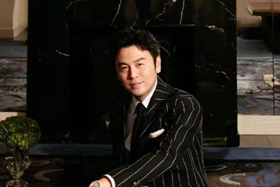 直到看见成毅新剧三番两次被吐槽，才知道辛柏青这句话的含金量