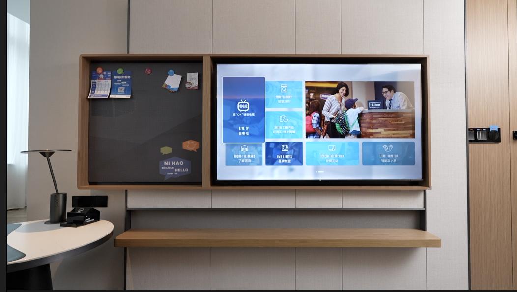 探店北京希尔顿欢朋！TCL电视把智能入住玩明白了 这波体验我服了