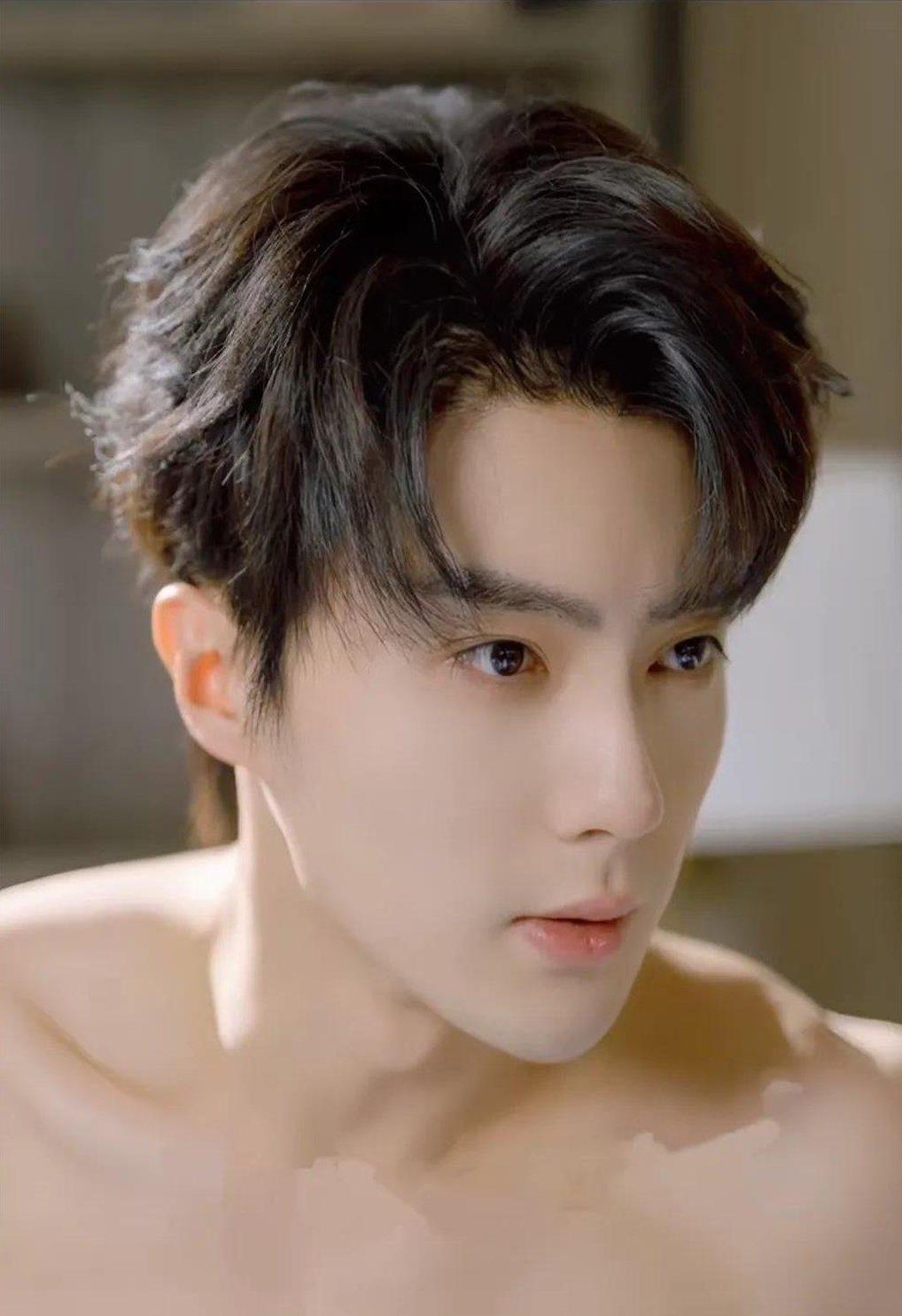 爆款短剧男演员人气排名前二十大换血 曾辉一夜之间掉出前十！