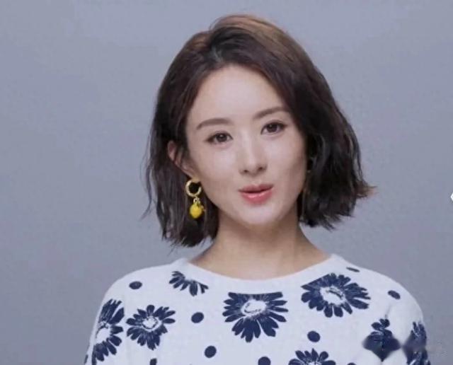 赵丽颖最新露面状态不佳，眼神疲惫脸颊凹陷，磨皮磨到卧蚕都没了