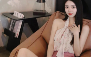 他为救我毁容，结婚后我发现当年的凶手是他好弟弟，原来他的囚笼以爱为名