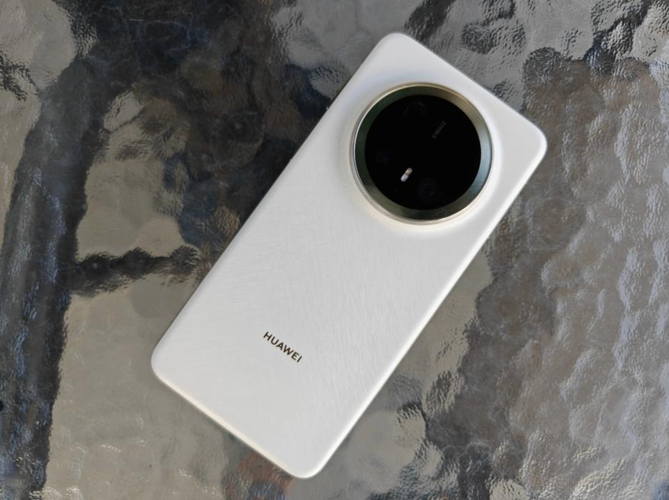 華為Mate80 Pro+參數曝光：麒麟9030芯+eSIM，11月登場！