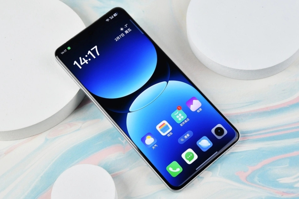 從3099元跌至2336元，120W+驍龍8至尊版，國補后可以“閉眼買”