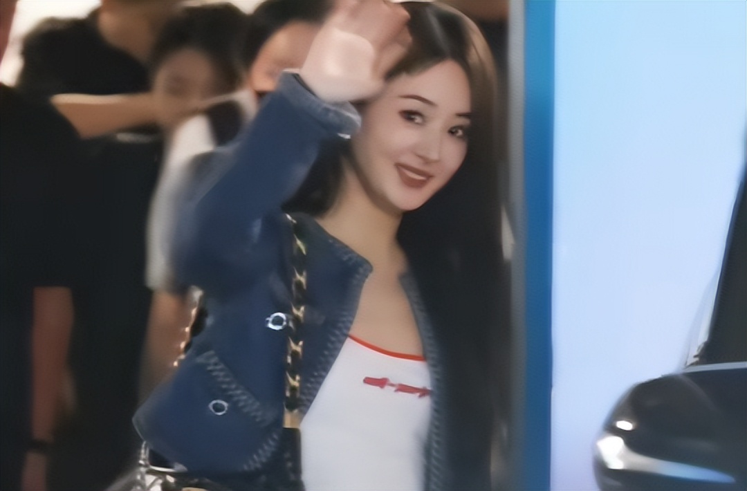 赵丽颖终于不再隐忍!9月首次发声字字恳切,竟是为了保全“他”