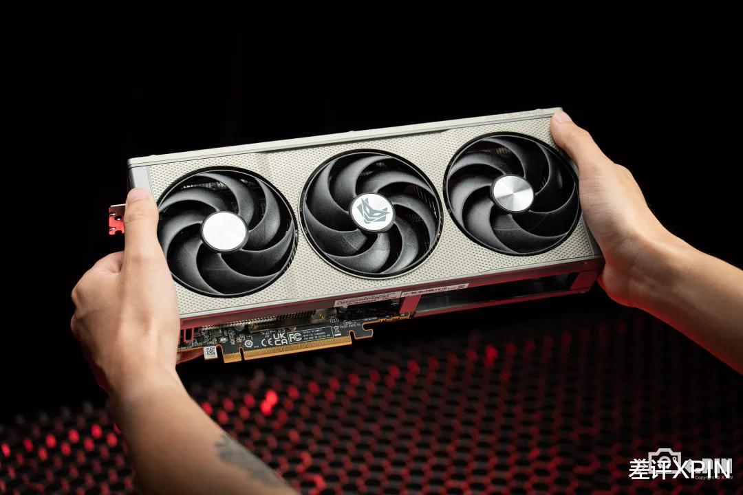 比英伟达更便宜,AMD新的甜品卡用起来到底怎么样?