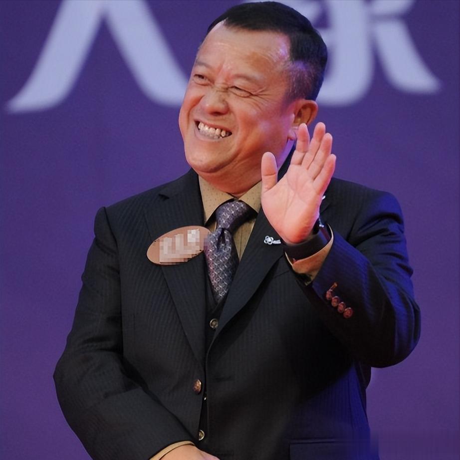 曾志伟也没想到,卸任TVB总经理不到24小时,恶心的一幕就发生了