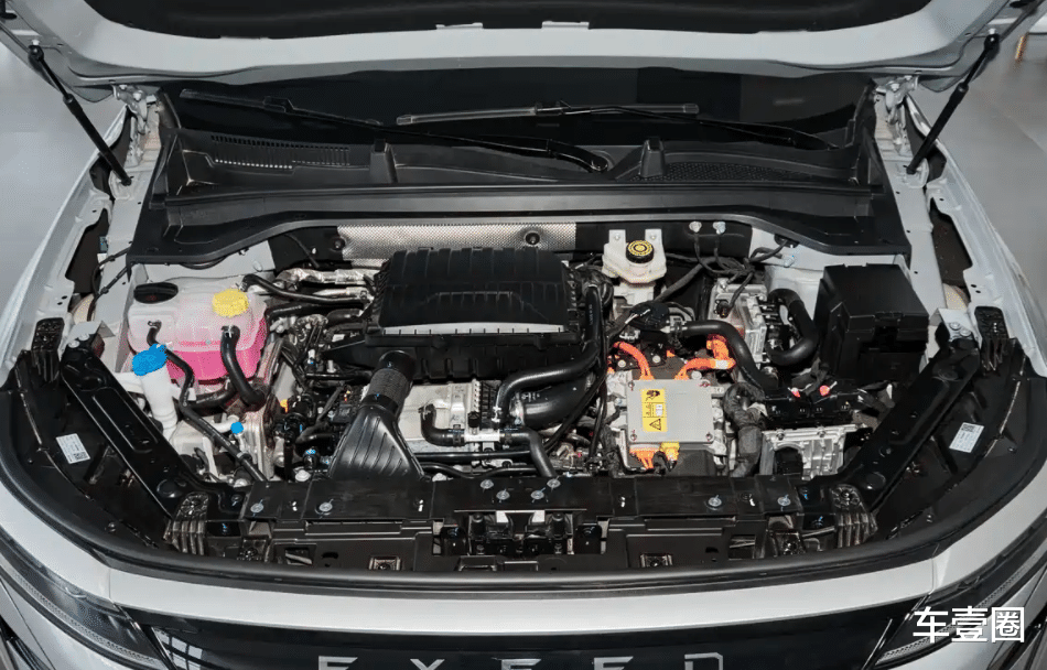 置换价12.99万元起，2026款瑶光寰球版：双色车身+CDC悬架