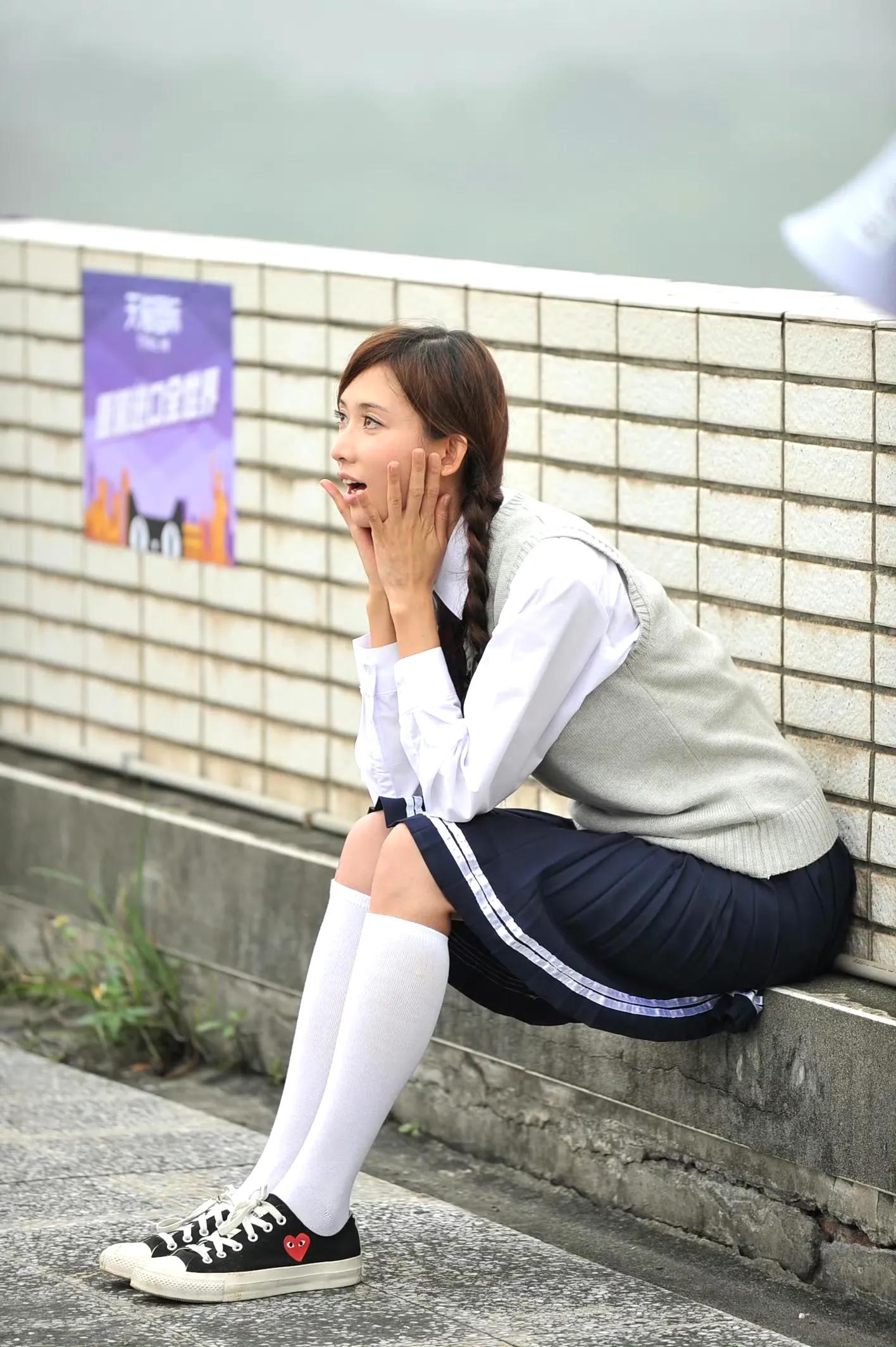 林志玲性感小短裙