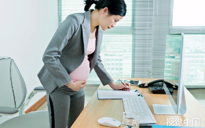 离婚当天我发现怀了杀父仇人的孩子