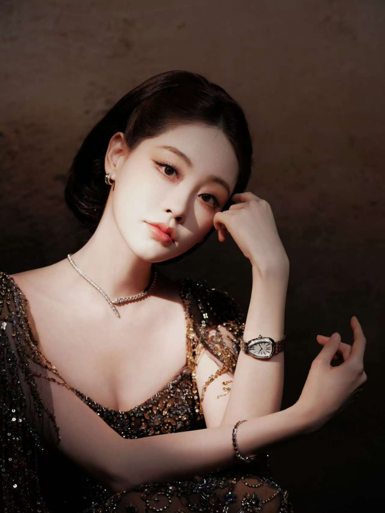 【梦幻华章,尽显从容典雅之姿】——祝绪丹