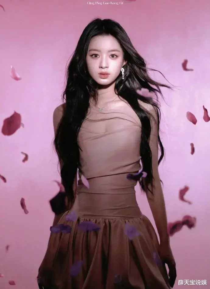 黄杨钿甜新剧七月开机，耳环事件不了了之，大家停止月捐也没有用