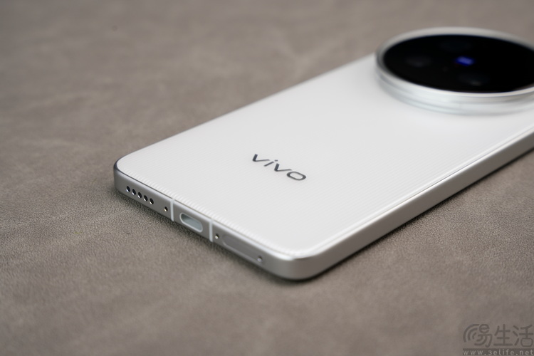 低端機電池技術反超旗艦？這恐怕不是什么好事