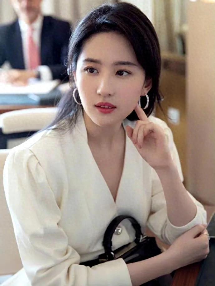 刘亦菲 ??? 理想中的优雅高贵 ???