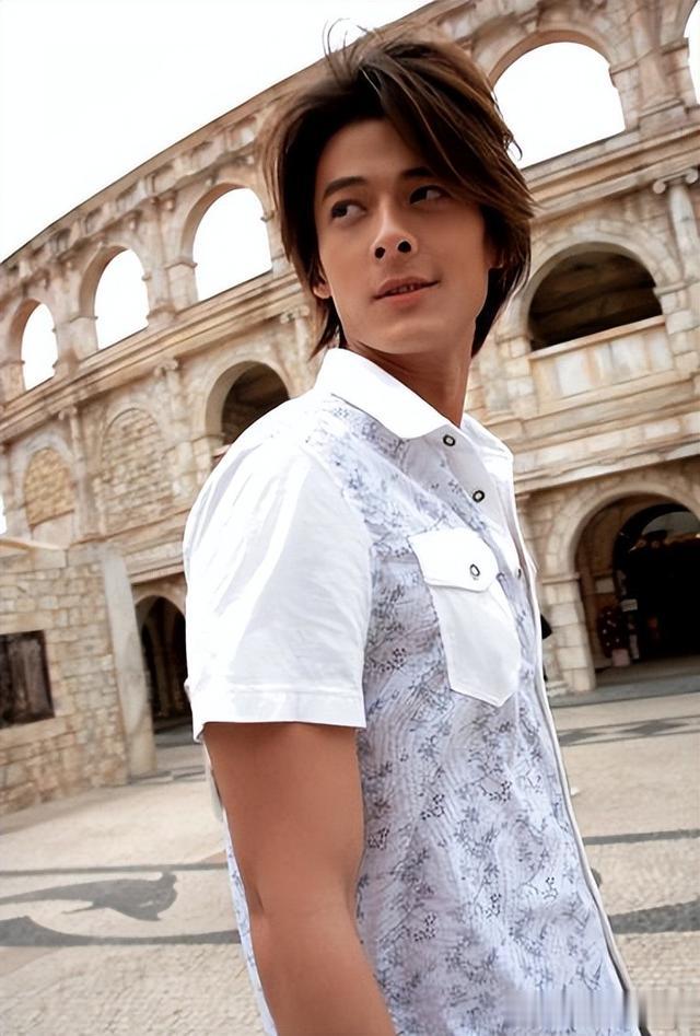 郭品超现状:寻亲成功后常住山东,48岁看着像28岁,自曝还是单身