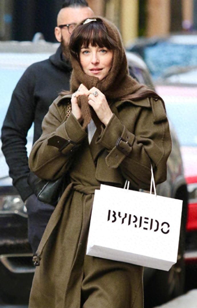 Dakota Johnson达妹 纽约出街美图