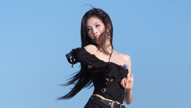 《浪姐6》：宋妍霏逆袭夺冠，吴宣仪爆冷垫底，观众怒斥淘汰黑幕