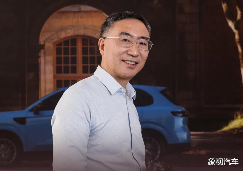 月销破7万台!汽车圈外行朱江明,成新势力大赢家