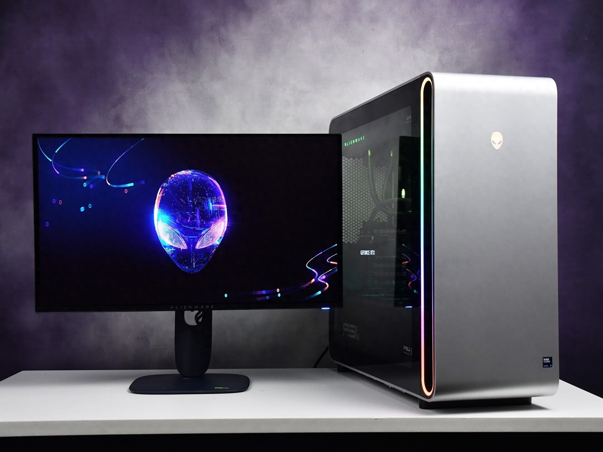 經典系列重啟延續極致體驗 外星人Area-51搭配AW2725D玩游戲是怎