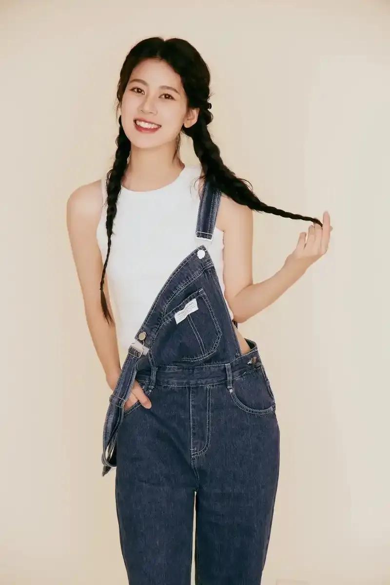 赵昭仪：95后实力小花的崛起之路