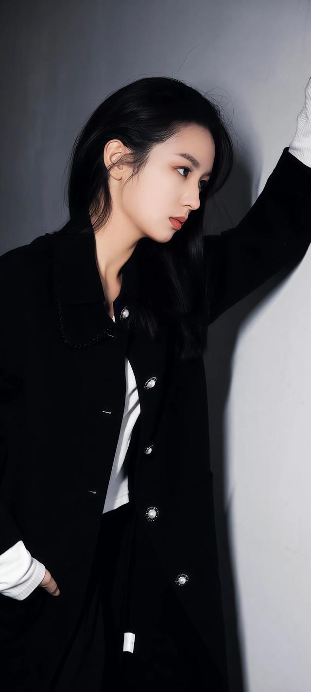 内地女明星：周也