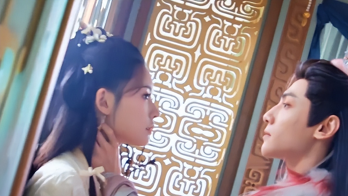 当37岁罗云熙遇上29岁林允,我才终于明白,为何说CP感是门玄学