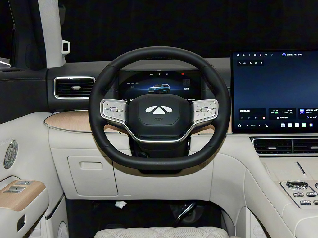 限时置换价17.99万起，将风云T11与银河M9对比完，我好像悟了