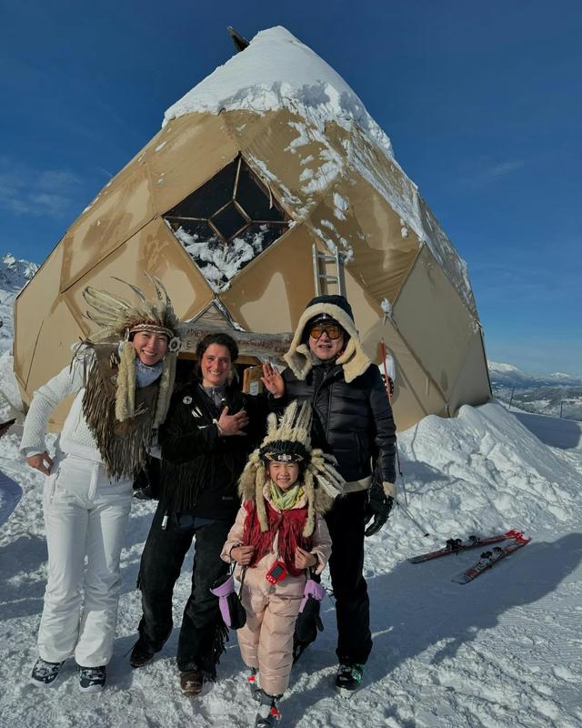 昔日TVB“御用宫女”,与63岁富豪老公结婚后隐退相夫教子