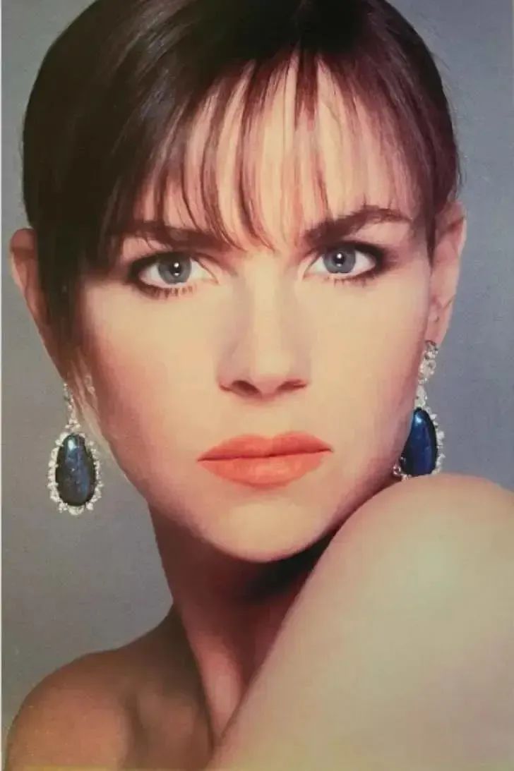 70岁岳母碾压贝嫂！赘婿大布二婚宣誓，豪门恩怨太抓马！