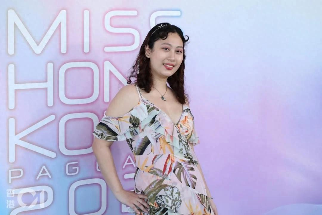 恭喜!26岁TVB落选港姐宣布再做妈妈,两年抱两诞下细仔儿女双全