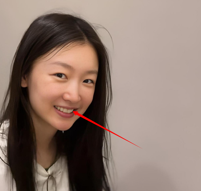 卸妆后 真人卤蛋忍了 、萧亚轩鞋拔子脸忍了、眼角开到后脑勺没忍住