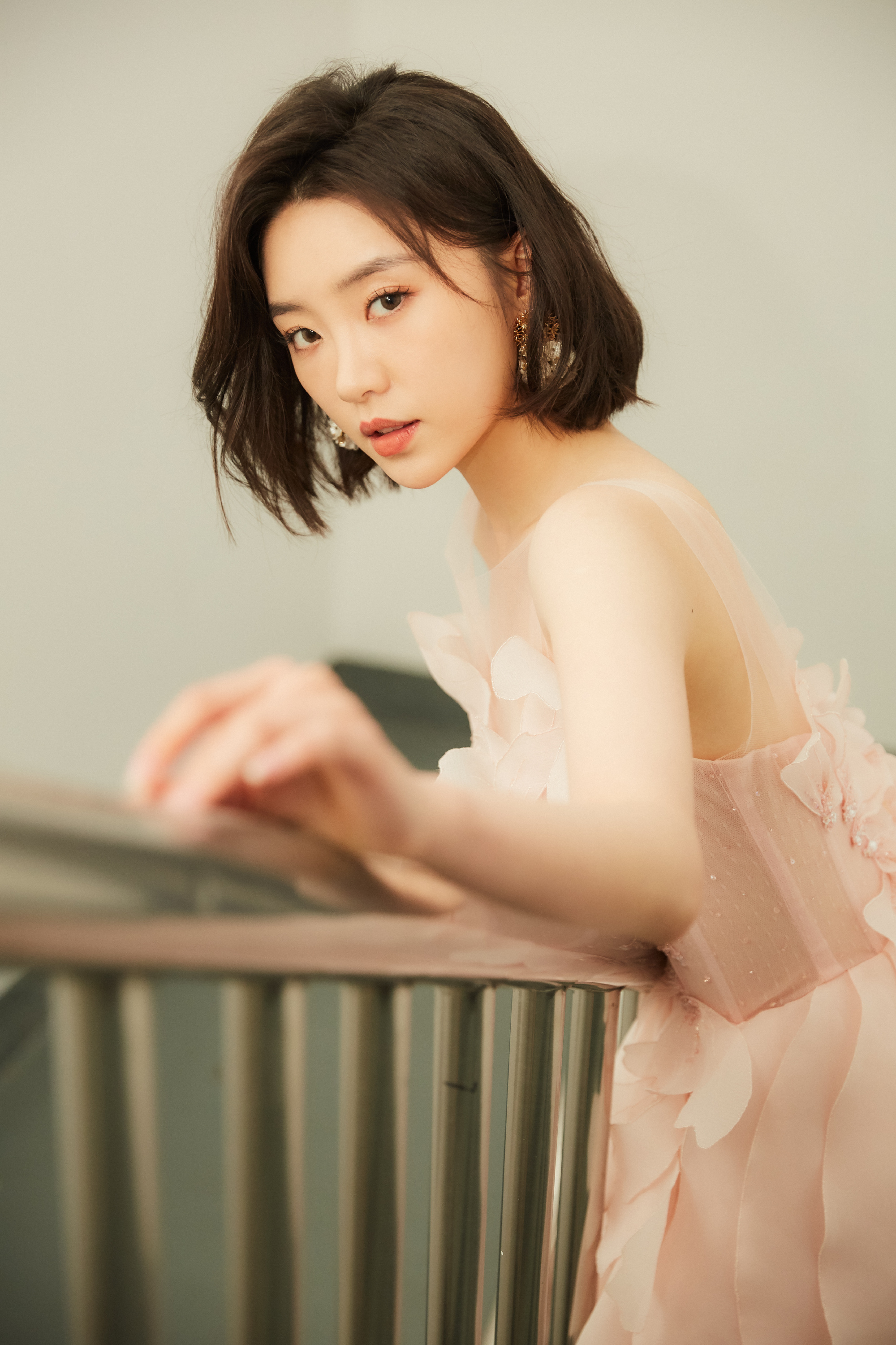 女明星，张月，纯欲风穿搭，时尚又性感