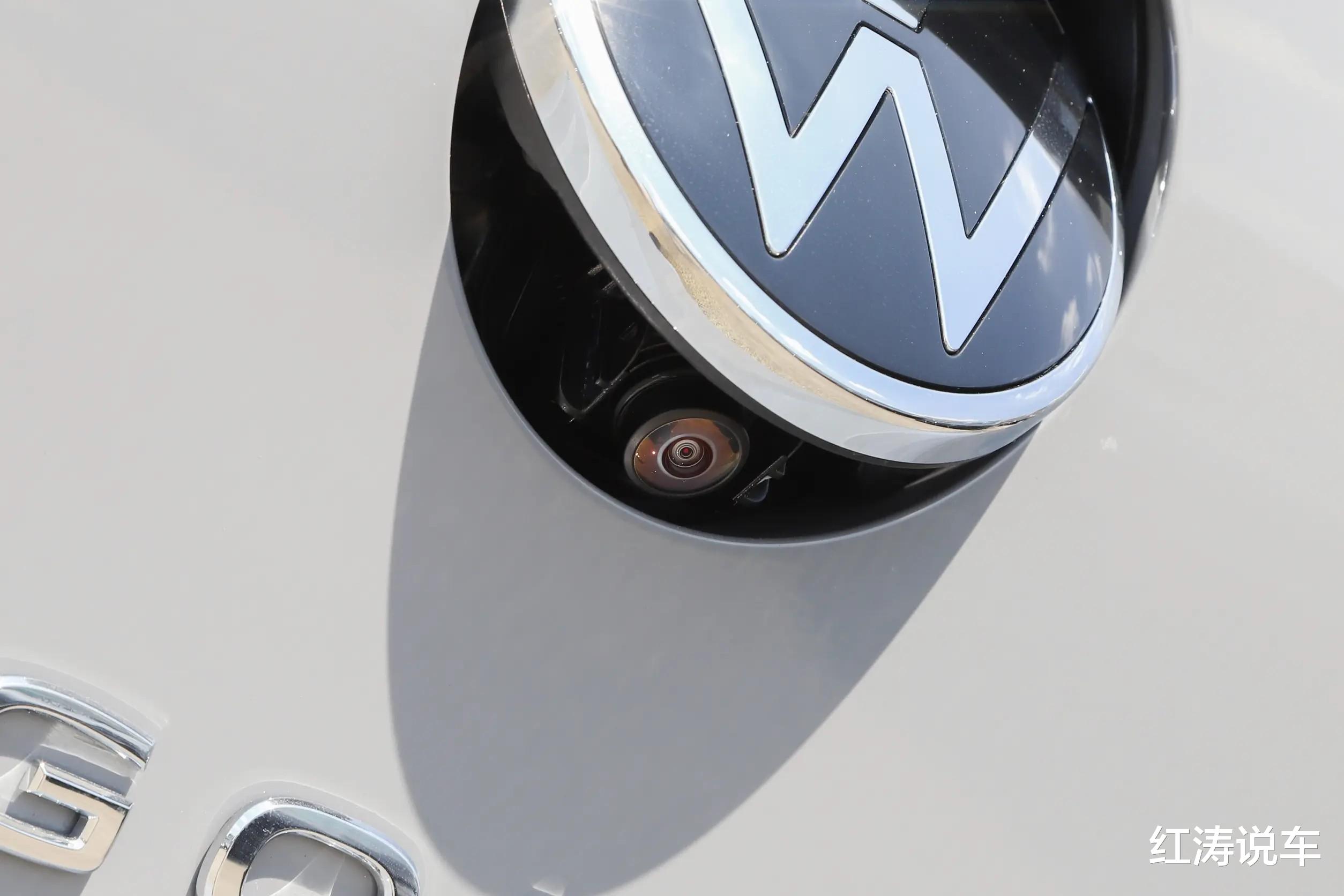 大众高尔夫外观帅气，灵活好开，底盘扎实，年轻人买它怎么样？