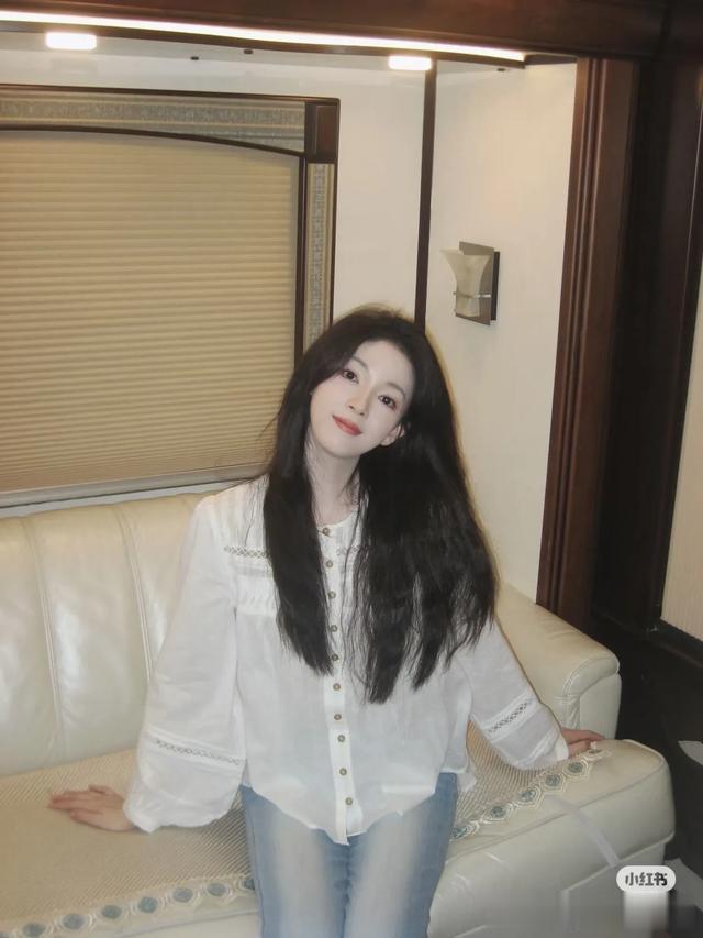 陈瑶越来越美丽了