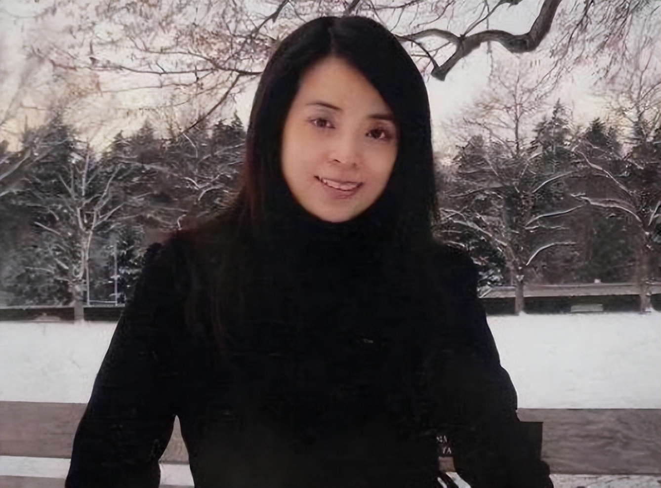 歌手解晓东：14次登春晚，曾提携章子怡，破产后抑郁住养老院？