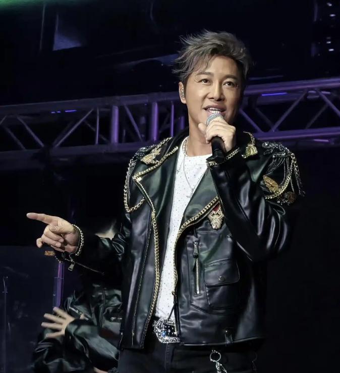 2026跨年晚会各大电视台嘉宾曝光，看完名单，厕所都不敢去上了