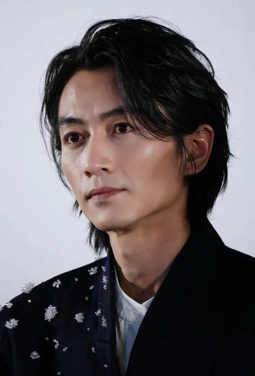 口碑全盘崩塌！霸榜热搜的陈妍希，彻底撕开了陈晓强撑的“体面”