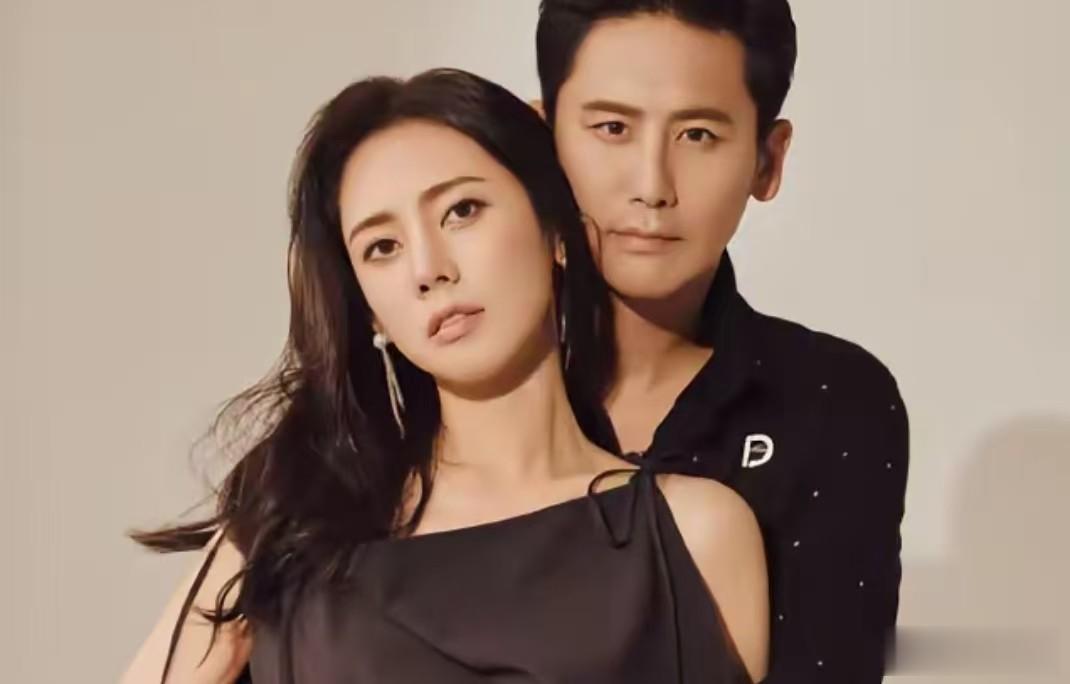 于晓光也没想到，远嫁中国8年的秋瓷炫，竟走上了另一条上坡路