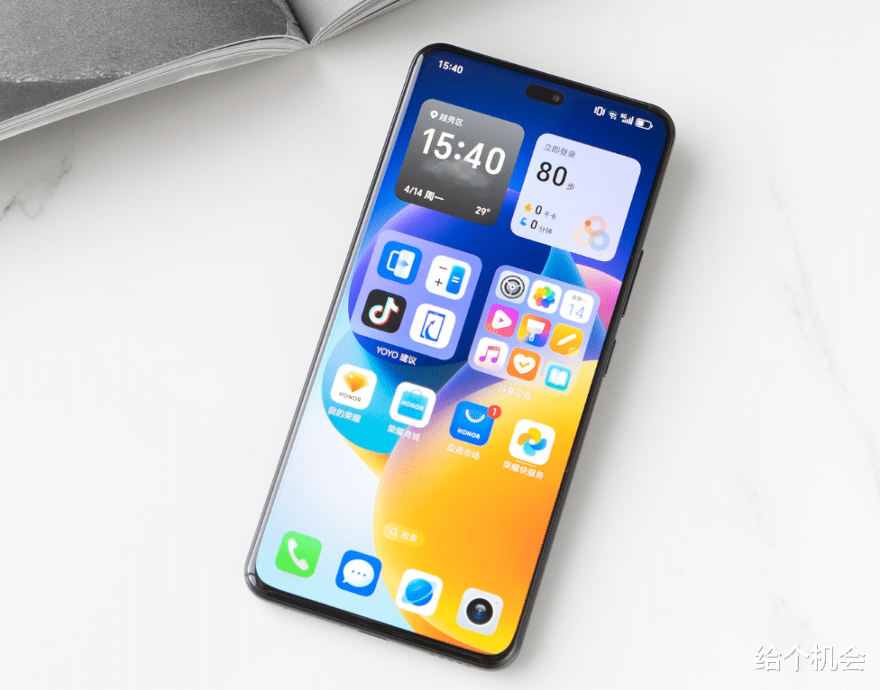 8000mAh+驍龍8Gen 5，定價兩千元左右，這新機太刺激了