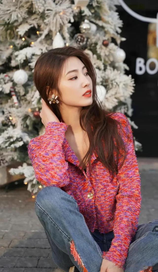 娱乐圈惊现宝藏女神，她为啥这么火？