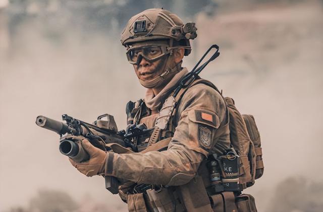 赵丽颖隐婚、张译息影、成龙添私生子？五一假没结束，传出6大瓜