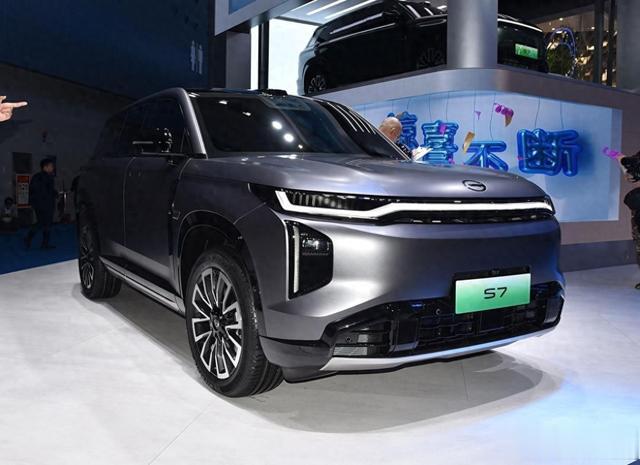 传祺造了辆“揽胜”！连隔音都多层，激光雷达+22喇叭，提速5.8s