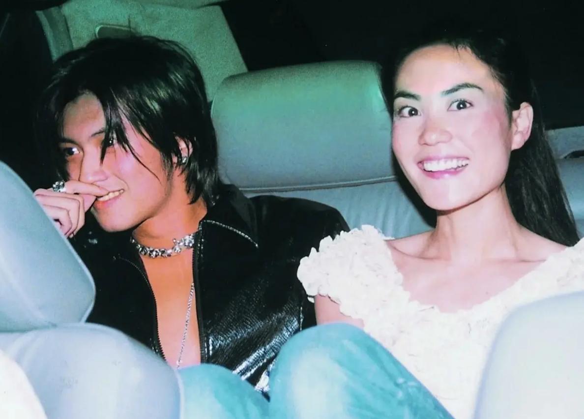 再恩爱有什么用，李嫣谢振轩联手 将王菲谢霆锋的“体面”撕得粉碎