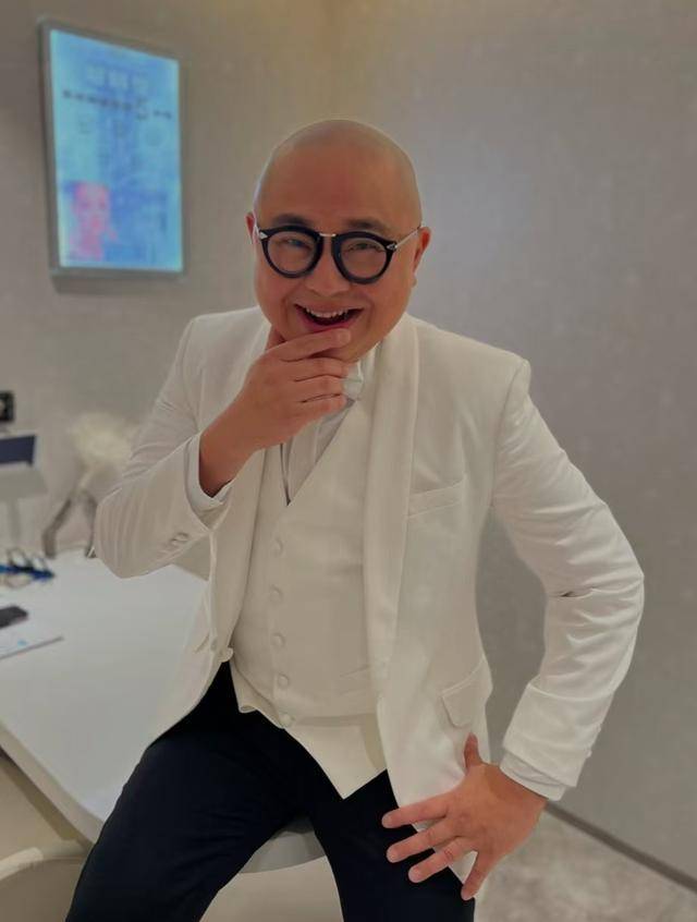 44岁TVB视后谈生子计划！月初晒照官宣结婚，曾担心会孤独终老